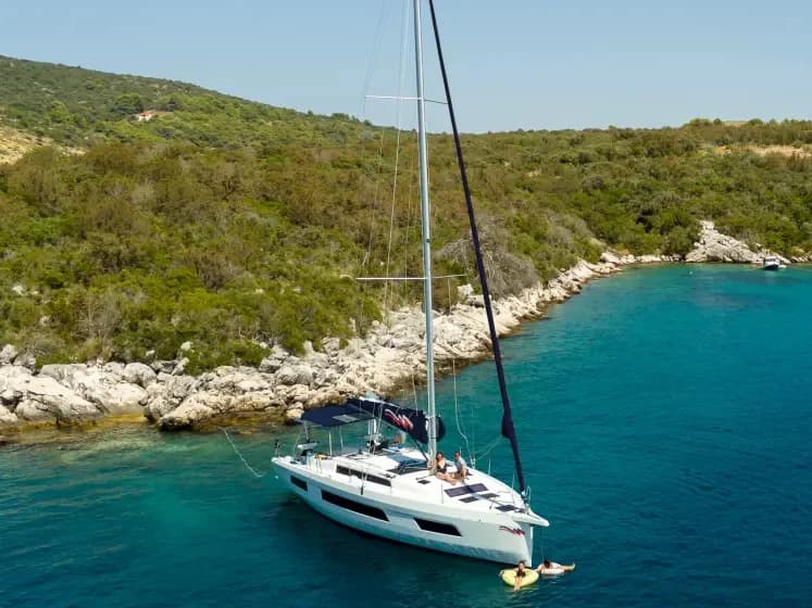 Moorings 44.3 Exclusive Plus